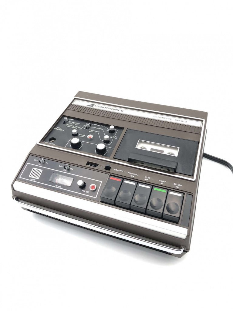 Audiotronics 152 S-2 Vintage Portable Professional Tape Player Recorder 01