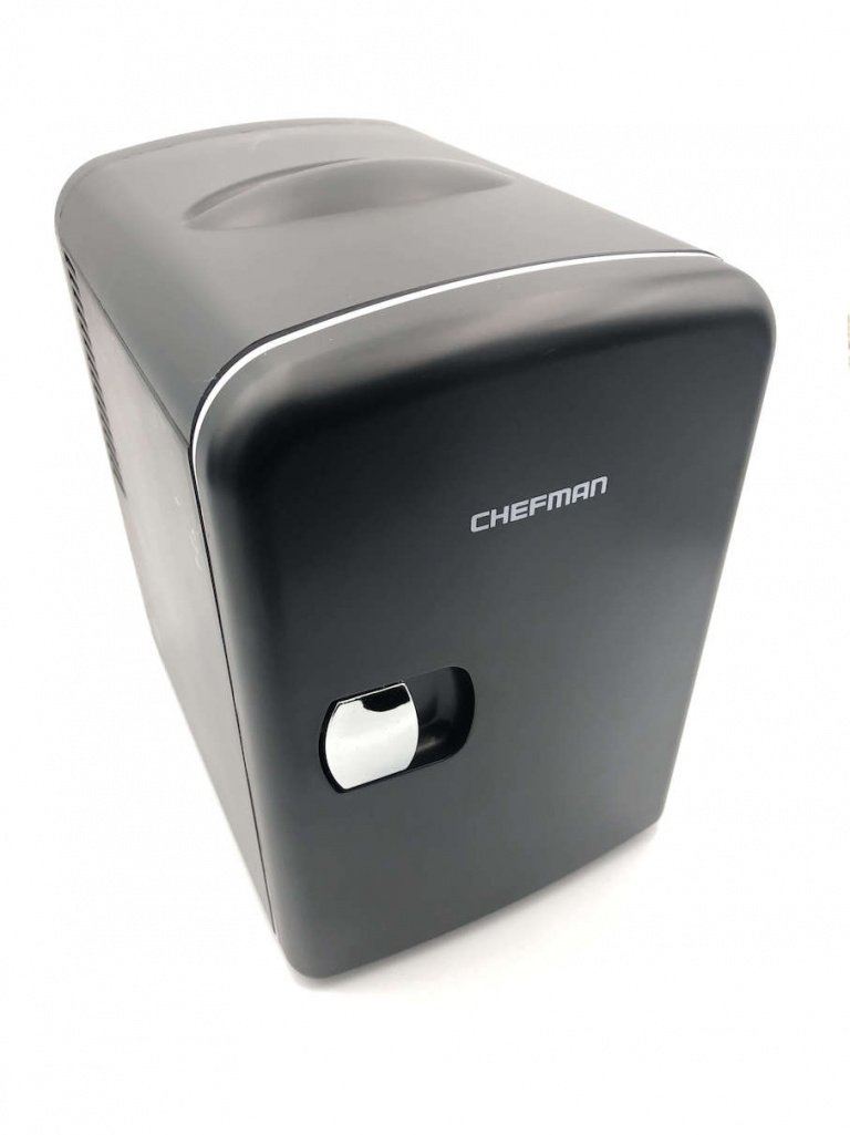 Chefman Mini Fridge 01
