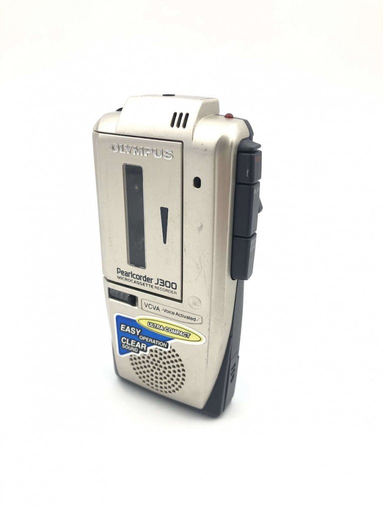 Olympus Pearlcorder J300 Micro Cassette Recorder 01