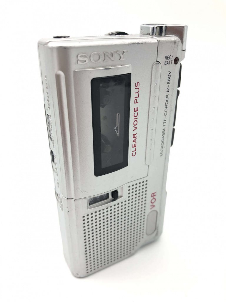 SONY M-560V Pocket Micro Cassete Recorder 01