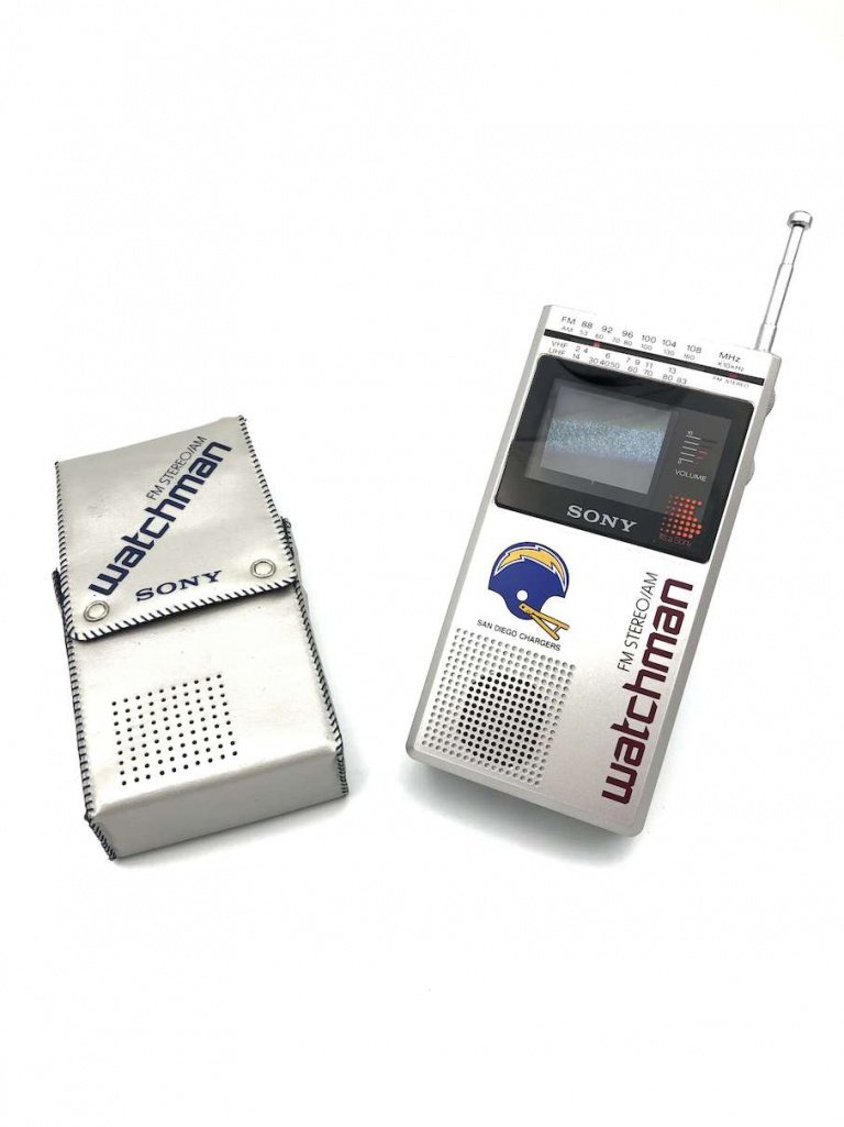 Sony Watchman Portable TV 01
