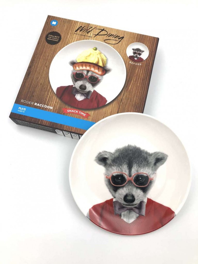 Wild Dining Roger Raccoon Collectable Dining wear 01